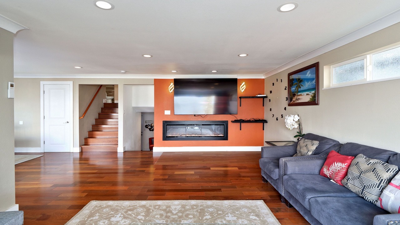 Photo of Livingroom in Bryn Mawr-Skyway