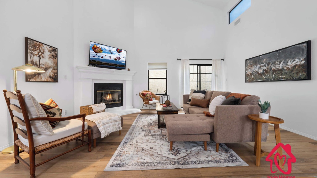 Photo of Livingroom in Northeast Heights