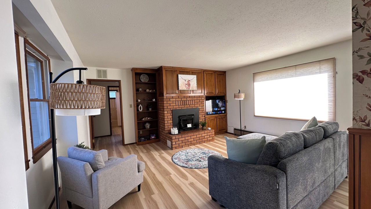 Photo of Livingroom in Forks