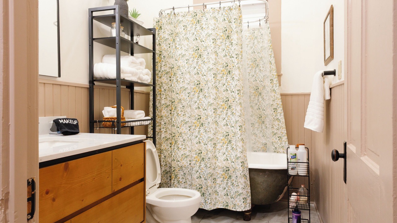 Photo of Bathroom in Hillsboro