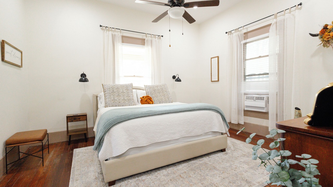 Photo of Bedroom in Hillsboro