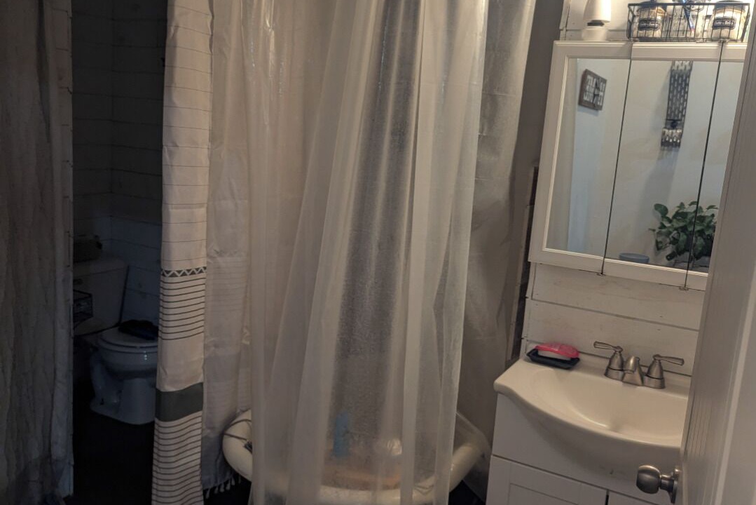 Photo of Bathroom in Roger Mills County