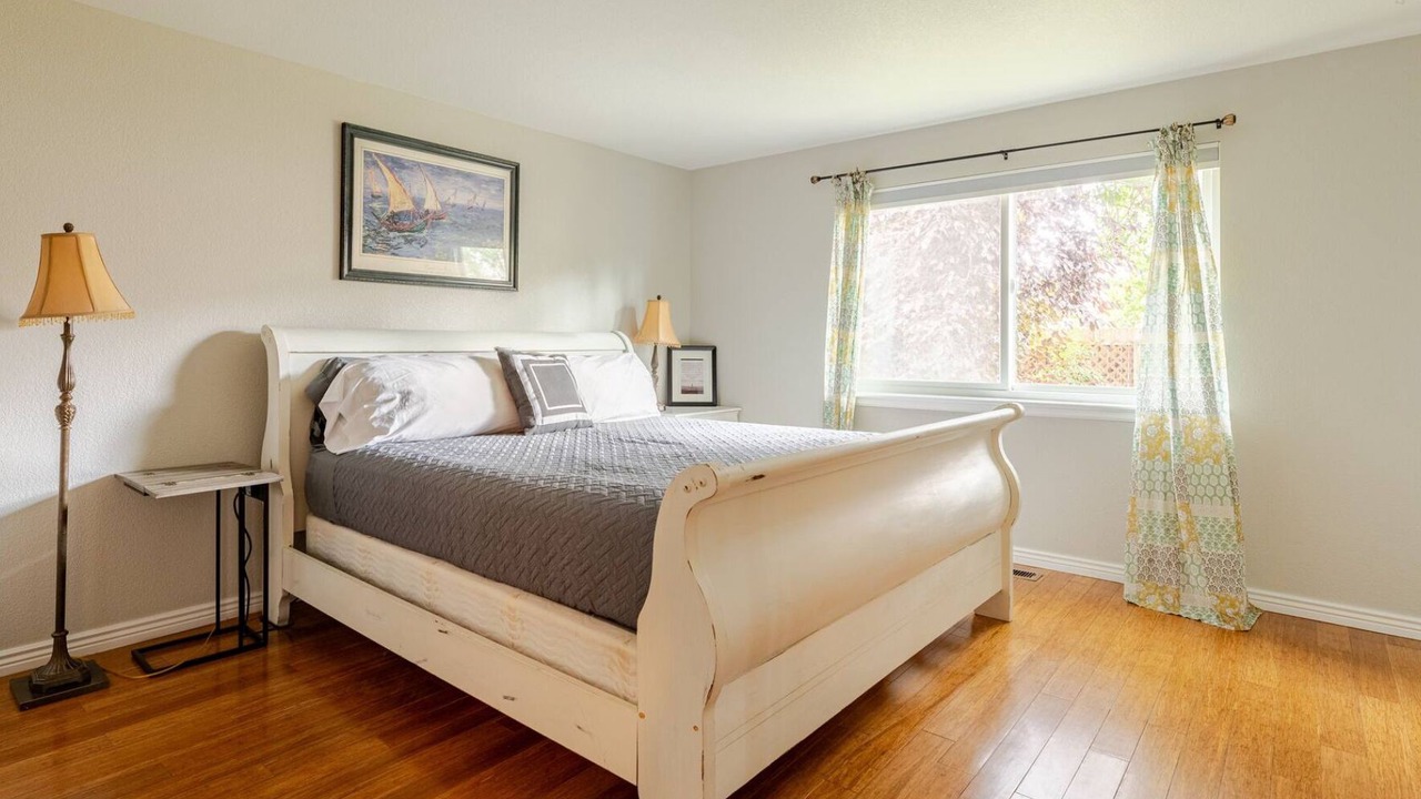 Photo of Bedroom in Erie