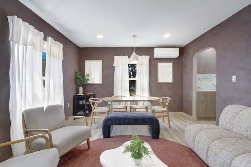 Photo of Livingroom in Dunlap