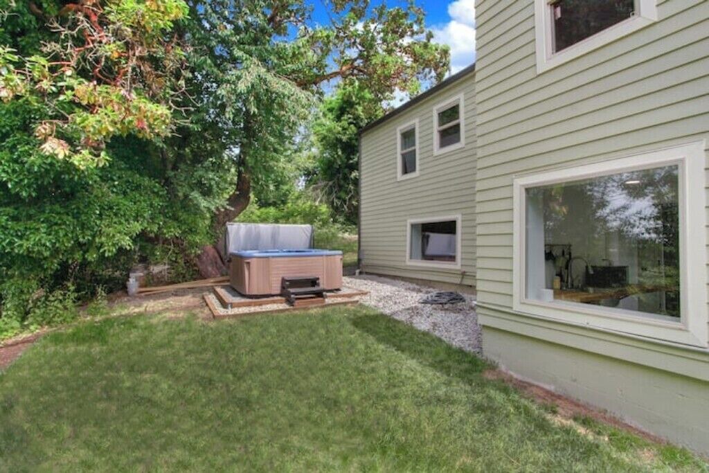 Photo of Outdoor in Dunlap