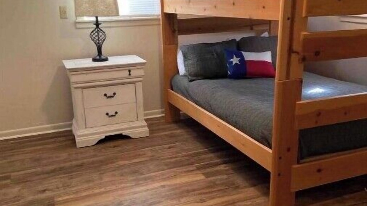 Photo of Bedroom in Snyder