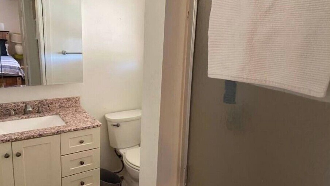 Photo of Bathroom in Snyder
