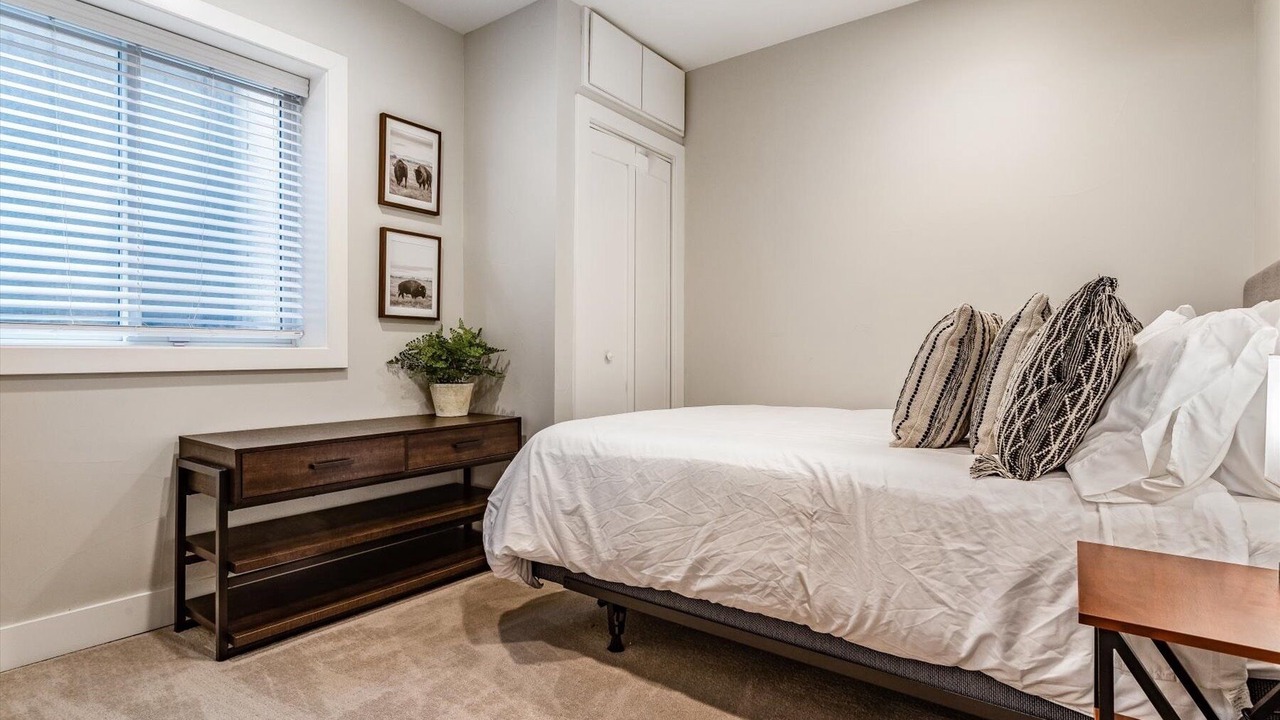 Photo of Bedroom in Highland
