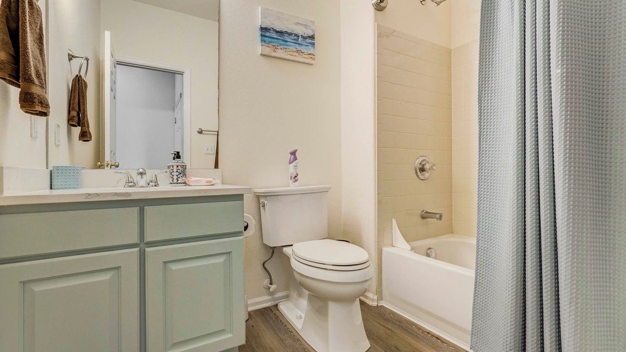 Photo of Bathroom in Fountain