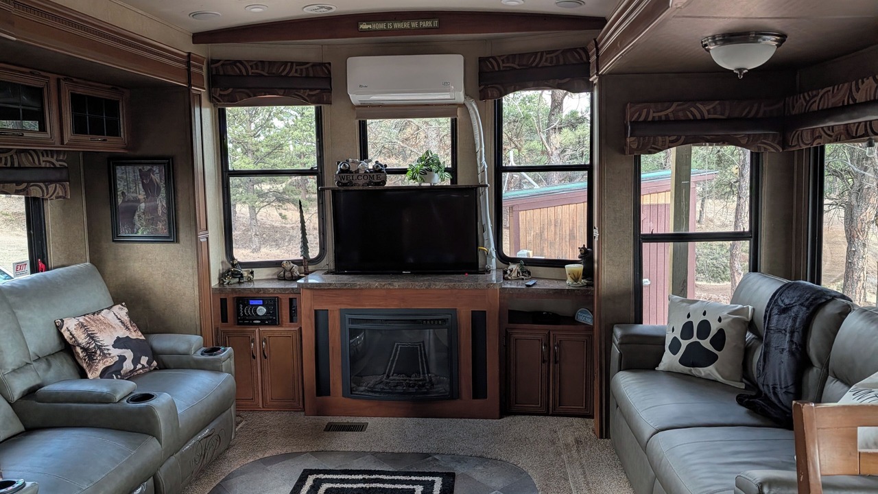 Photo of Livingroom in Hot Springs