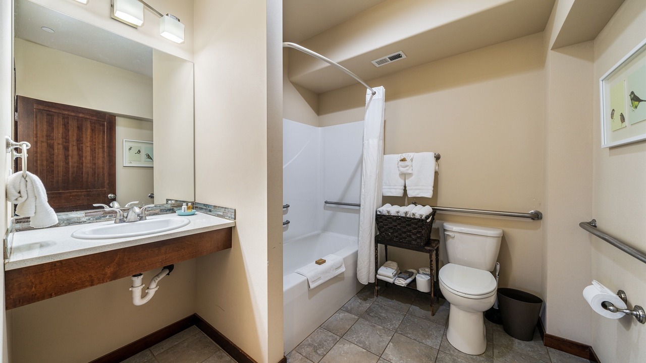 Photo of Bathroom in Wapato Point