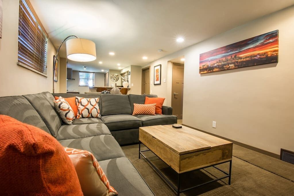 Photo of Livingroom in Highland