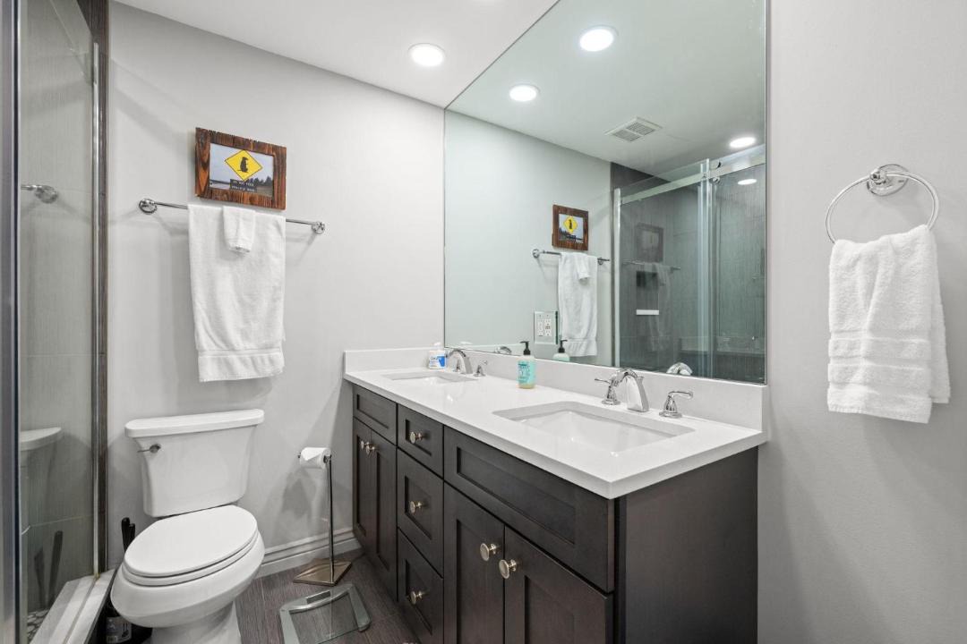 Photo of Bathroom in Arapahoe Ridge
