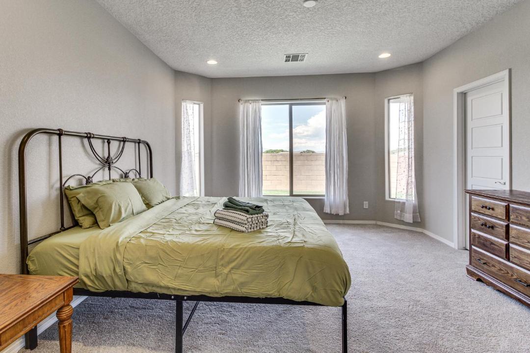 Photo of Bedroom in Los Lunas