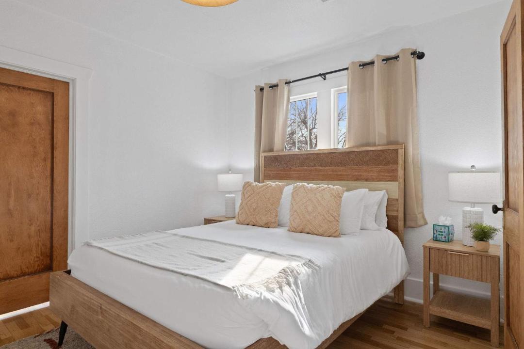 Photo of Bedroom in Erie