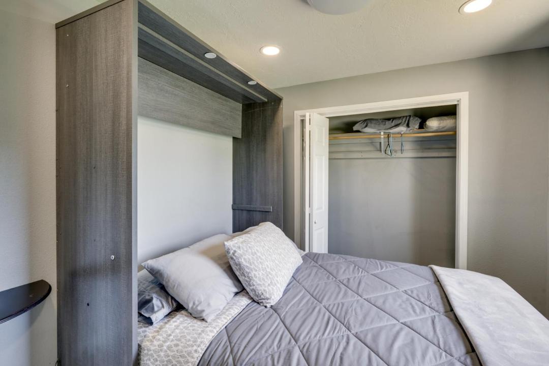 Photo of Bedroom in Clarkston