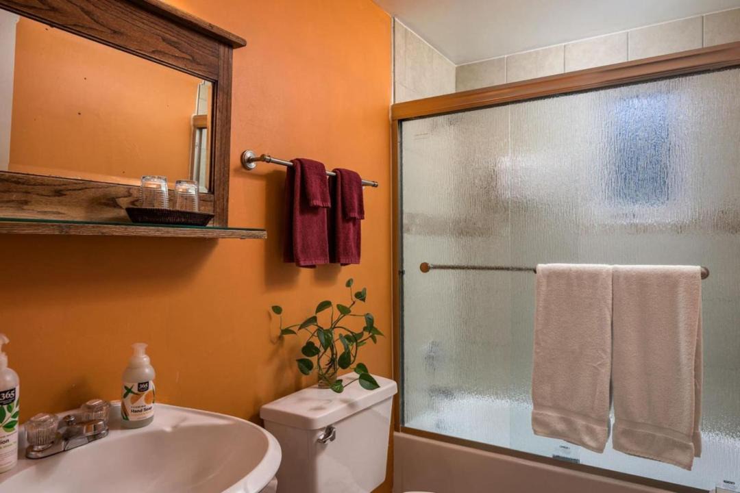 Photo of Bathroom in Five Points