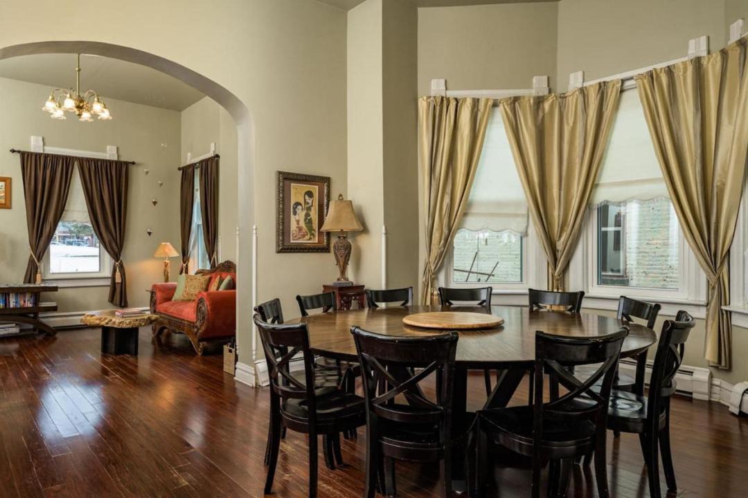 Photo of Others in Five Points