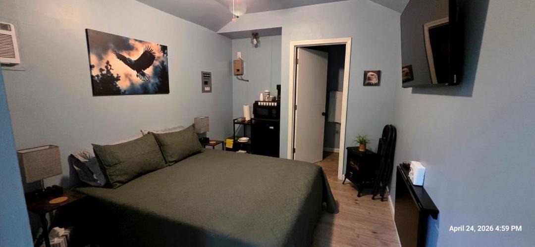 Photo of Bedroom in Board Camp