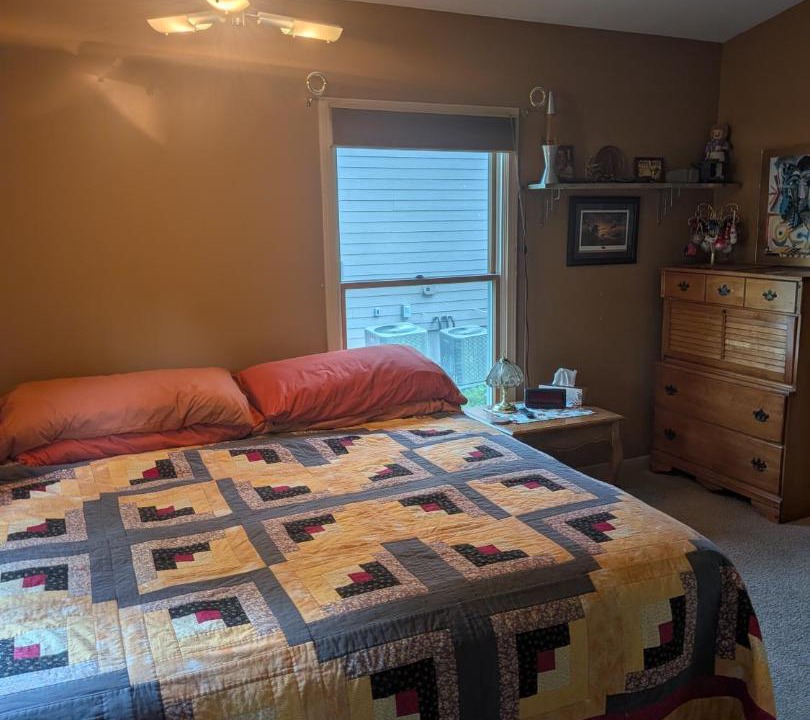 Photo of Bedroom in Roeland Park