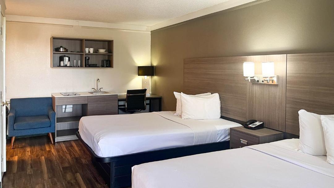 Photo of Bedroom in Aurora