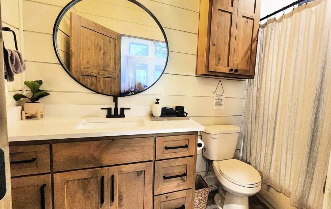 Photo of Bathroom in Eufaula