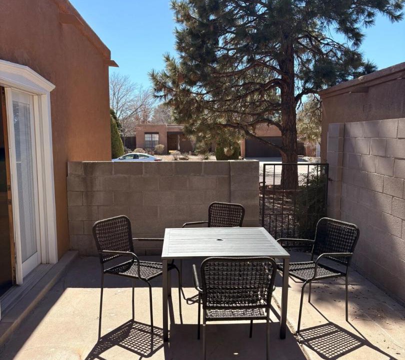 Photo of Patio Balcony in Northeast Heights