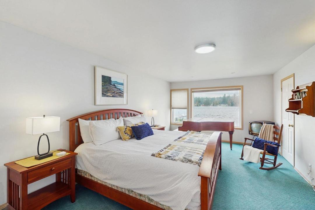 Photo of Bedroom in Lake Goodwin
