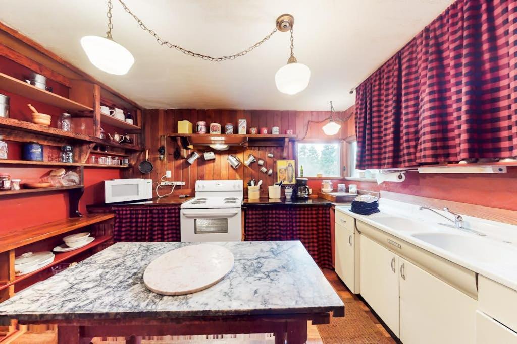 Photo of Kitchen in Joseph