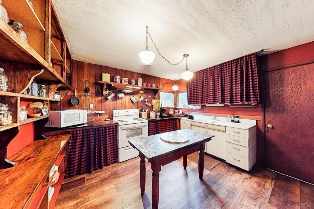 Photo of Kitchen in Joseph