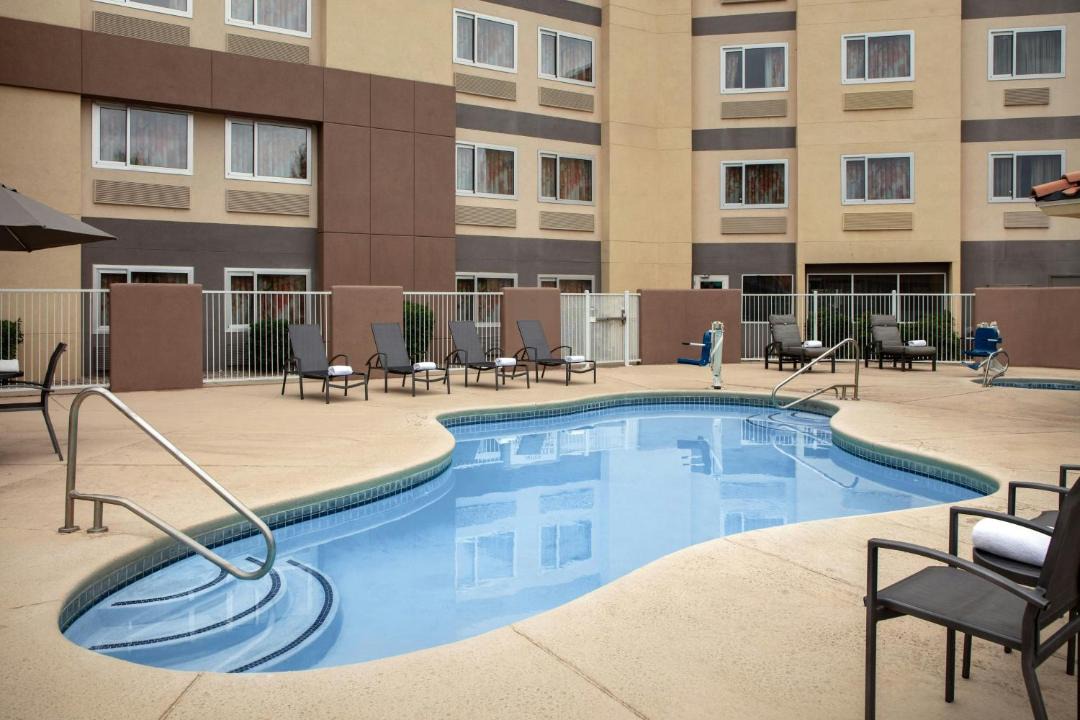 Photo of Others in Victory Hills
