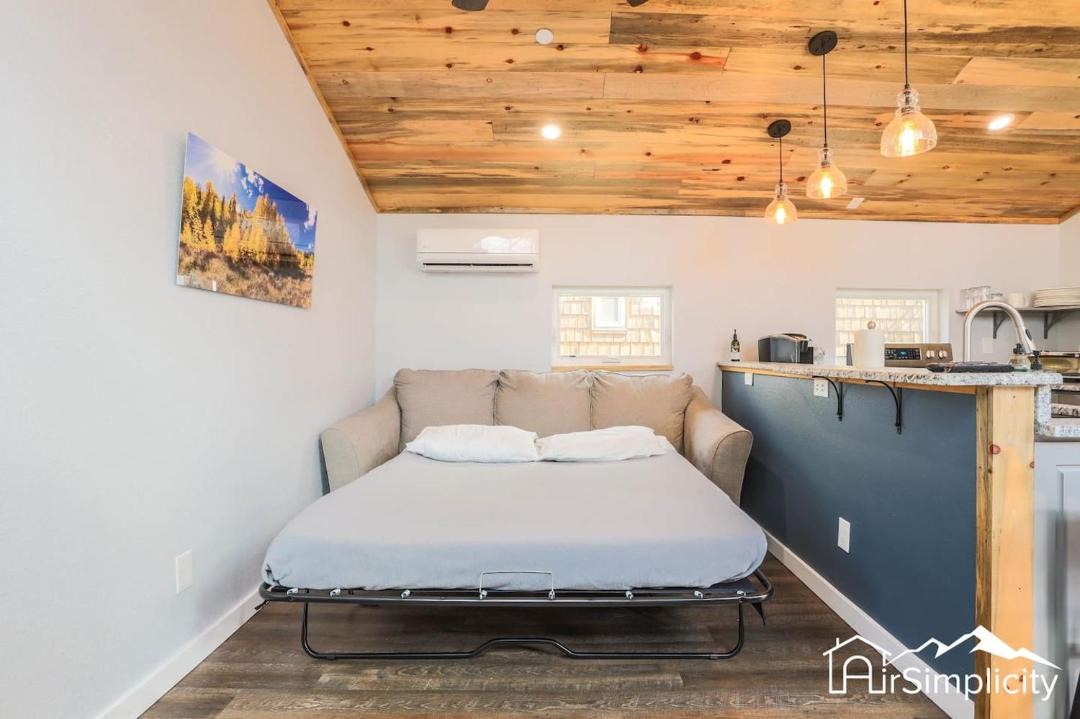 Photo of Bedroom in Golden