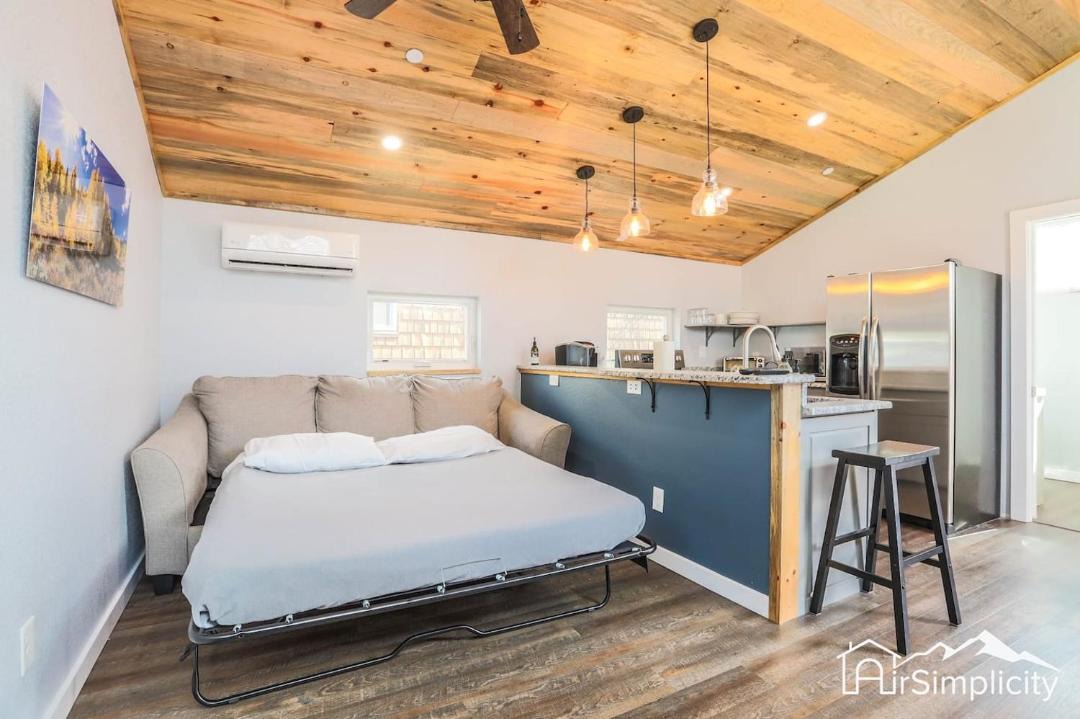 Photo of Bedroom in Golden