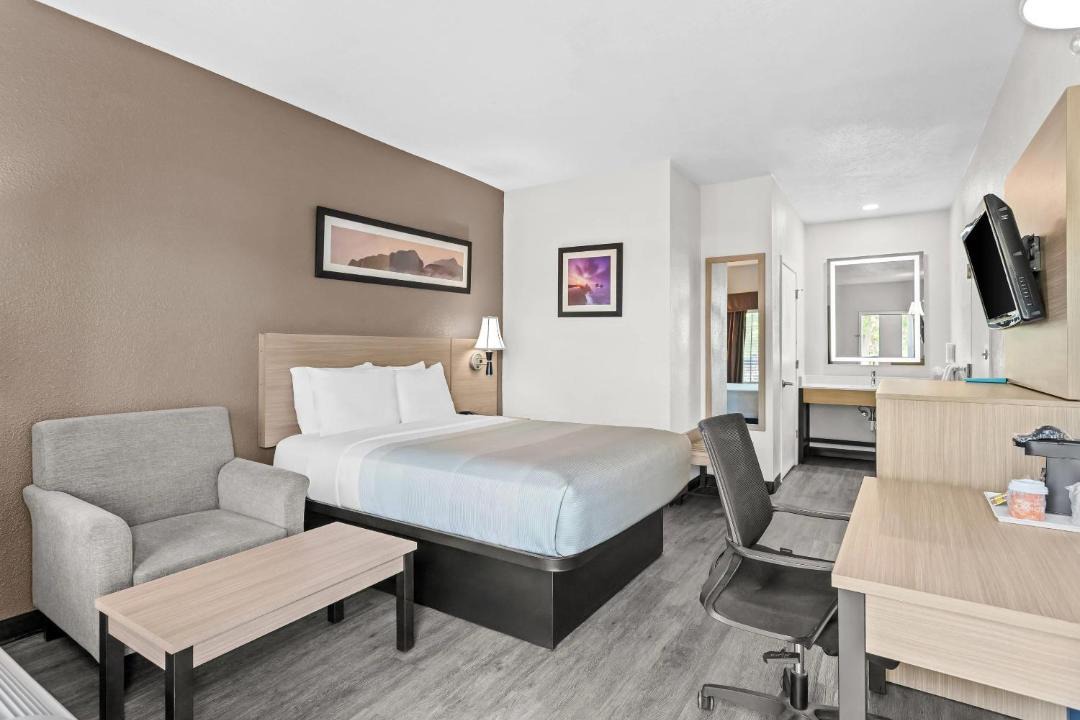 Photo of Bedroom in Albuquerque