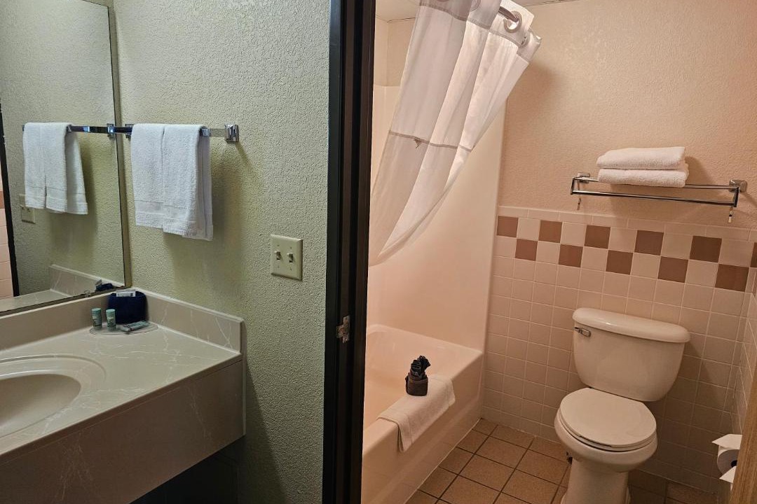 Photo of Bathroom in Russell