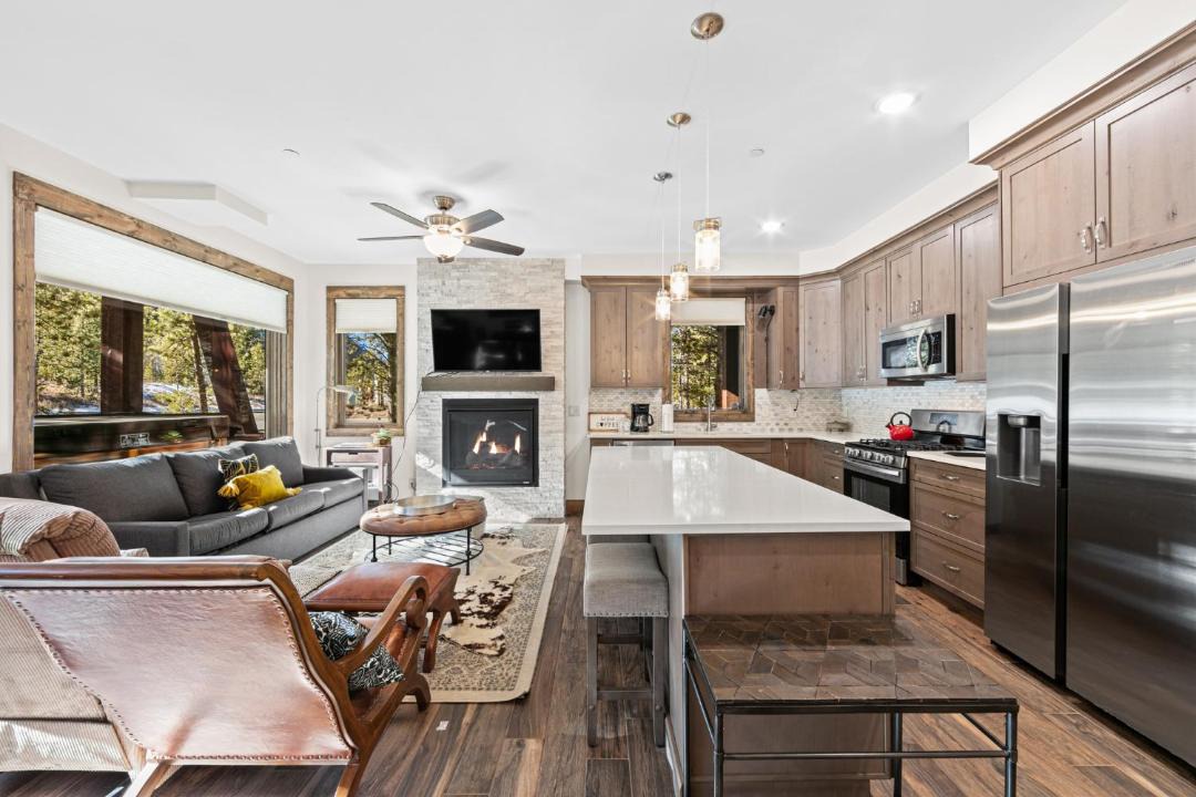 Photo of Kitchen in Lakeside Village