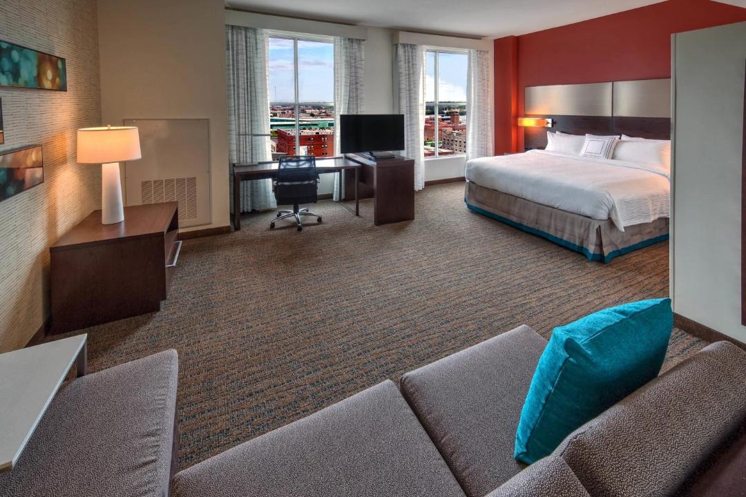 Photo of Bedroom in Crossroads Arts District