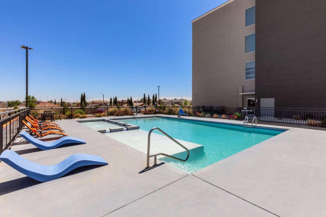 Photo of Patio Balcony in El Dorado West