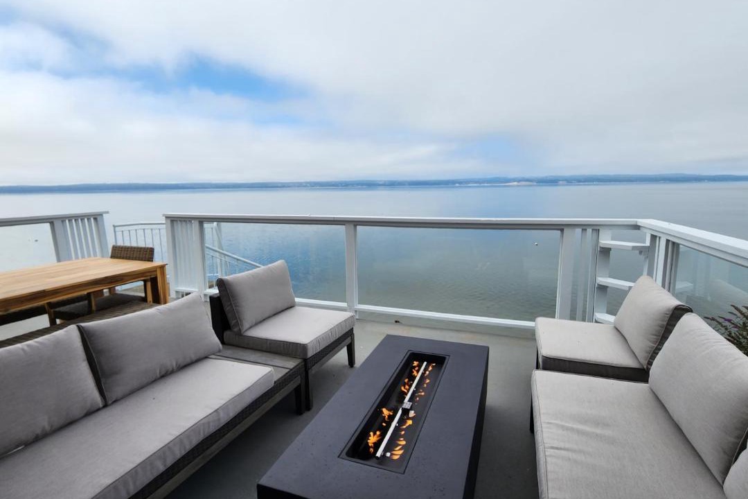 Photo of Patio Balcony in Warm Beach
