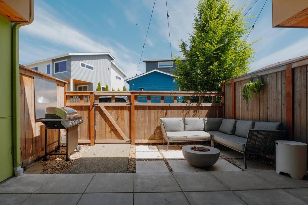 Photo of Patio Balcony in White Center