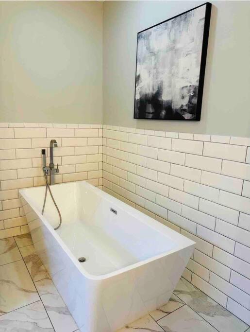 Photo of Bathroom in Central Oklahoma City