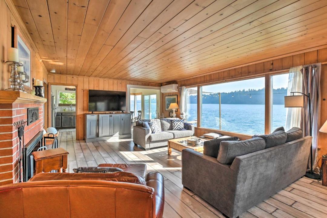 Photo of Others in Olympia