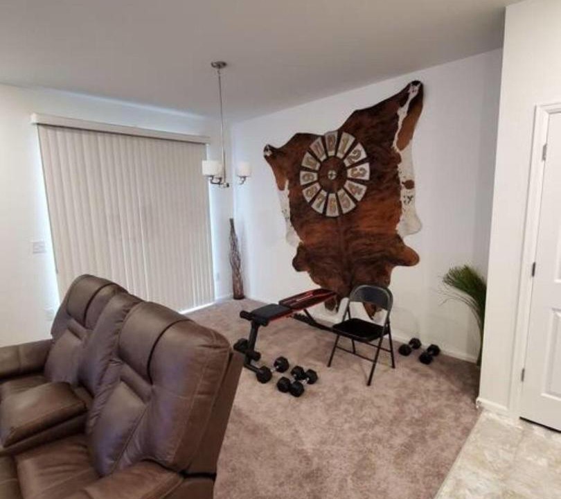 Photo of Livingroom in Aurora