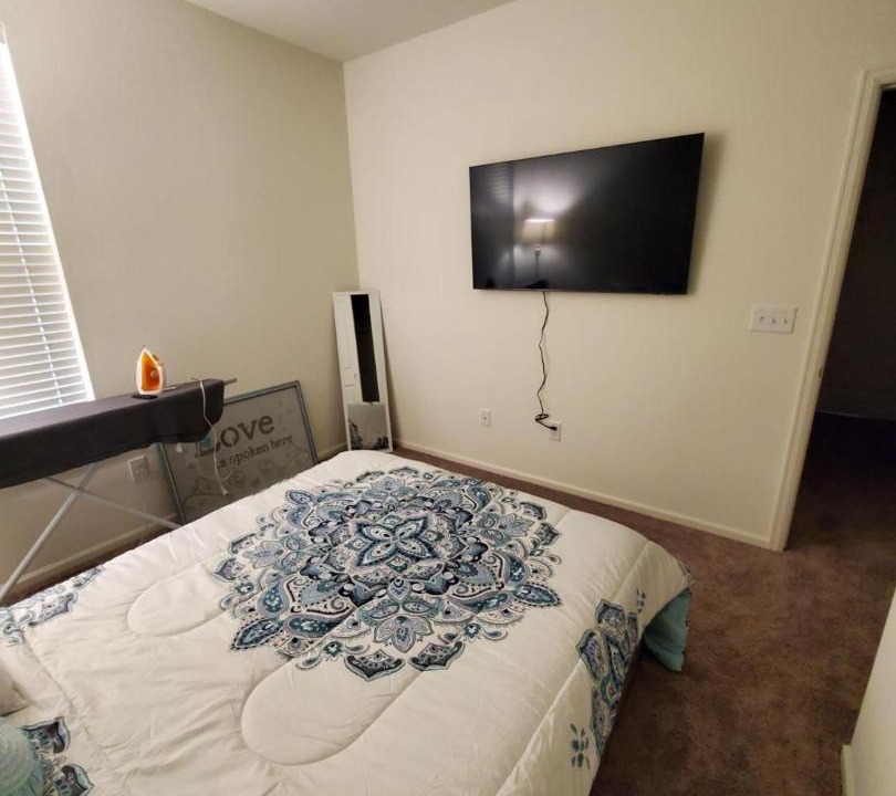 Photo of Bedroom in Aurora