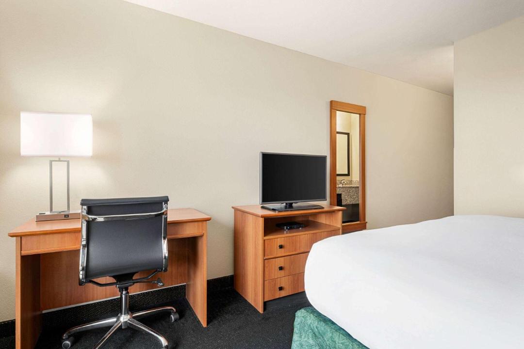 Photo of Bedroom in Fremont