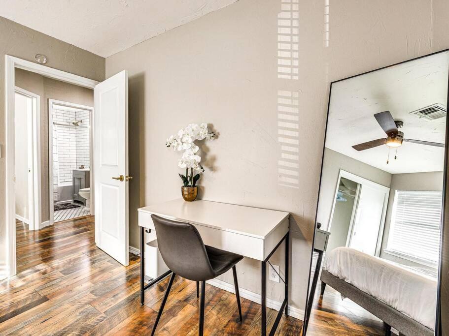 Photo of Livingroom in Central Oklahoma City