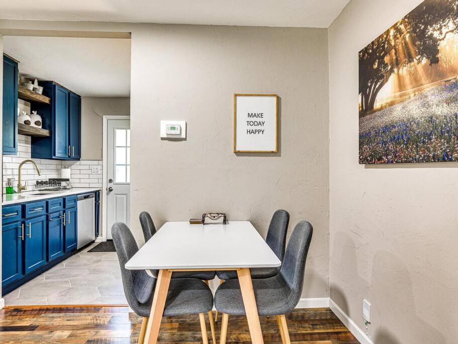 Photo of Livingroom in Central Oklahoma City