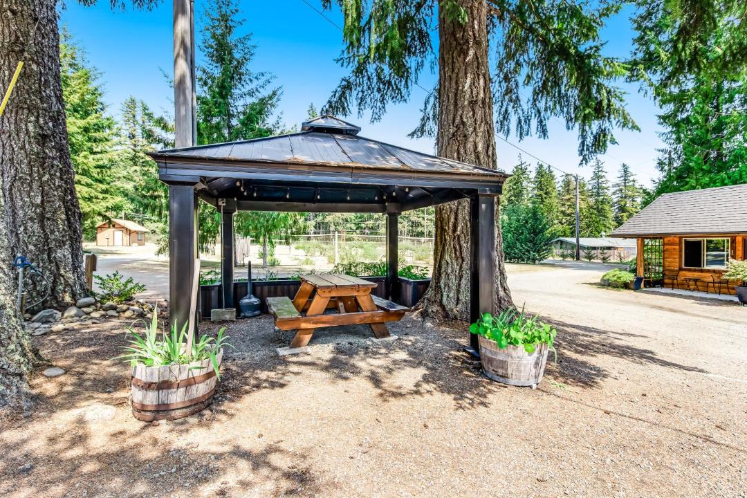 Photo of Others in Quilcene