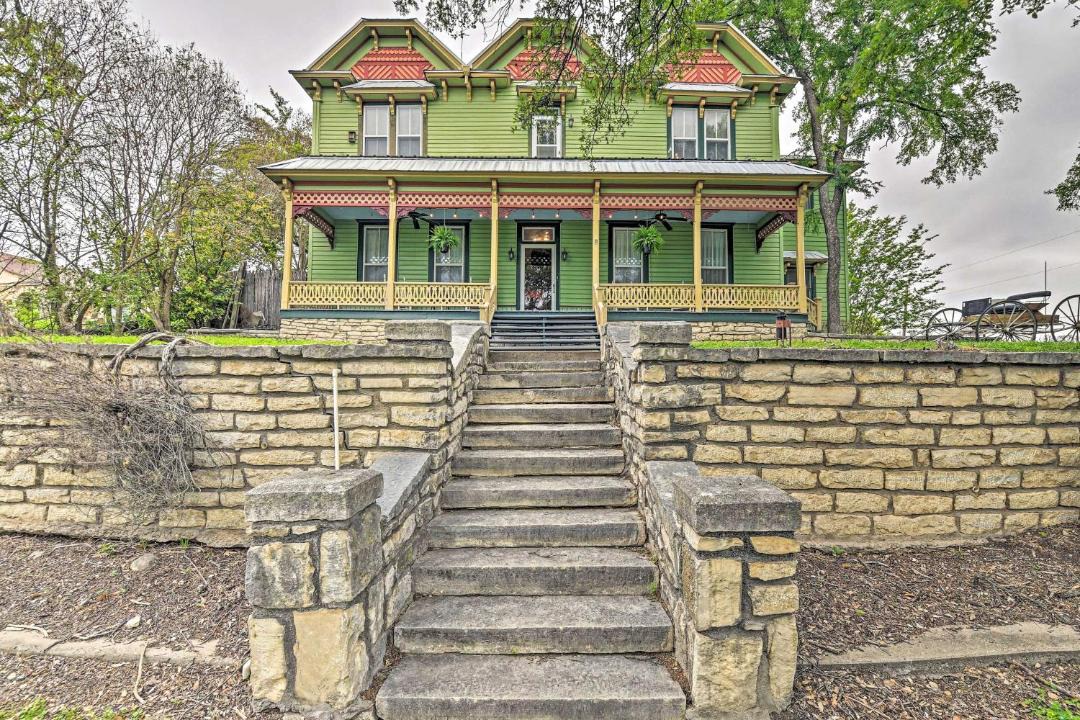 Photo of Others in Glen Rose