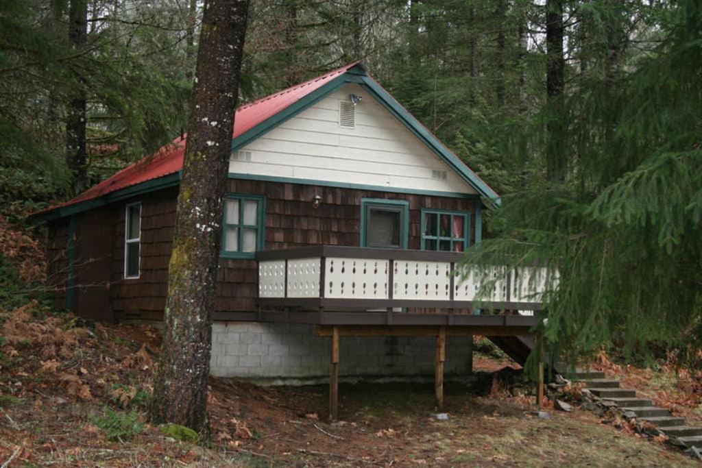 Photo of Others in Packwood